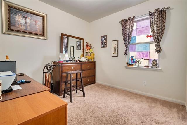 Building Photo - 6020 Royal Gorge Dr
