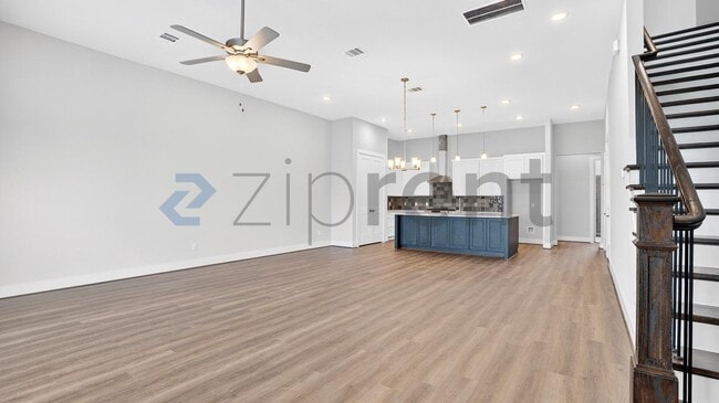 Building Photo - 4413 Anthony Ct Ln