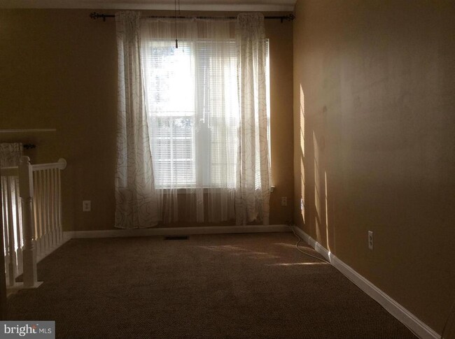 Building Photo - 14505 Hampshire Hall Ct