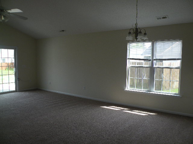 Building Photo - Cul-De-Sac Home in Carolina Pines Community!