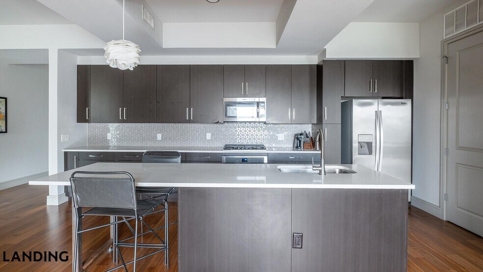 Building Photo - 1414 Wood Hollow Dr