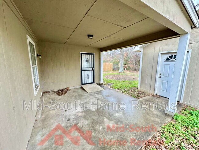 Building Photo - 7312 Country Side Rd