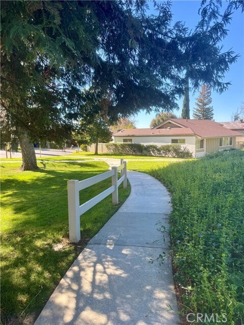 Building Photo - 36156 Senna Cir