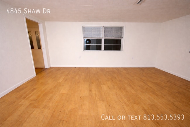 Building Photo - 4845 Shaw Dr