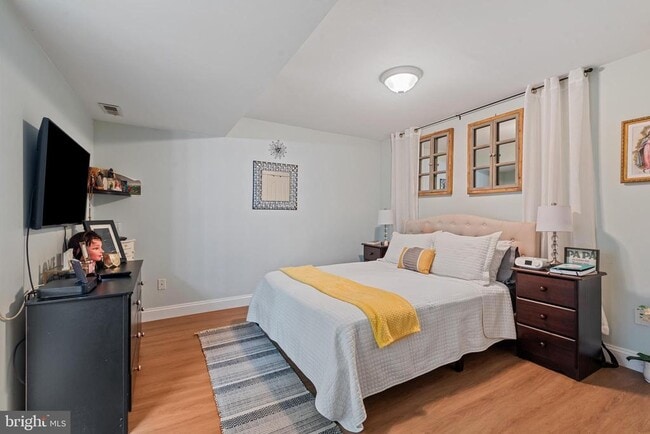 Building Photo - 301 Sturtons Ln