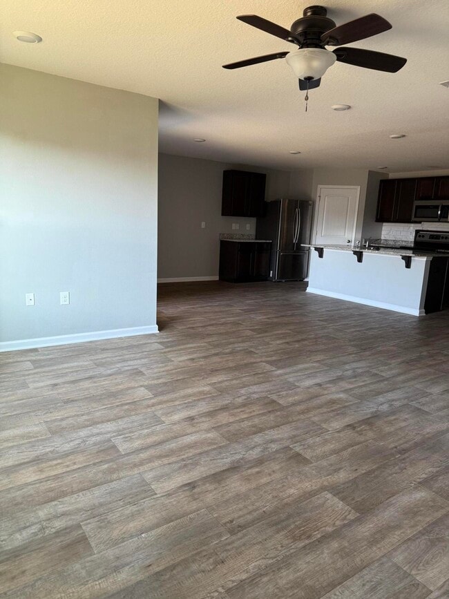 Building Photo - 905 Merganser Way