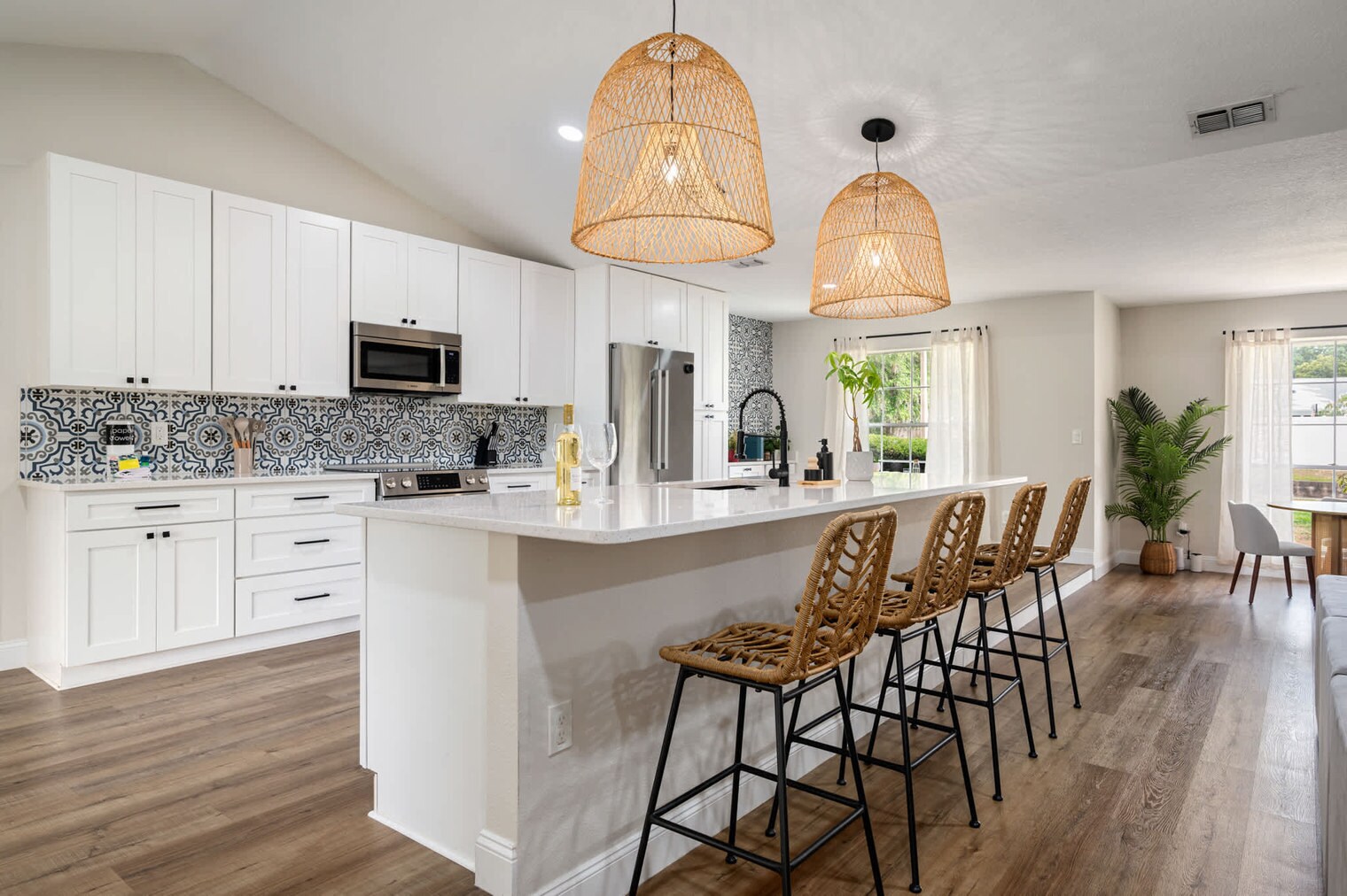 Building Photo - 4520 Lake Gem Cir