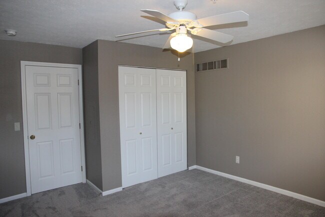 Building Photo - 1376 Heatherwood Ln