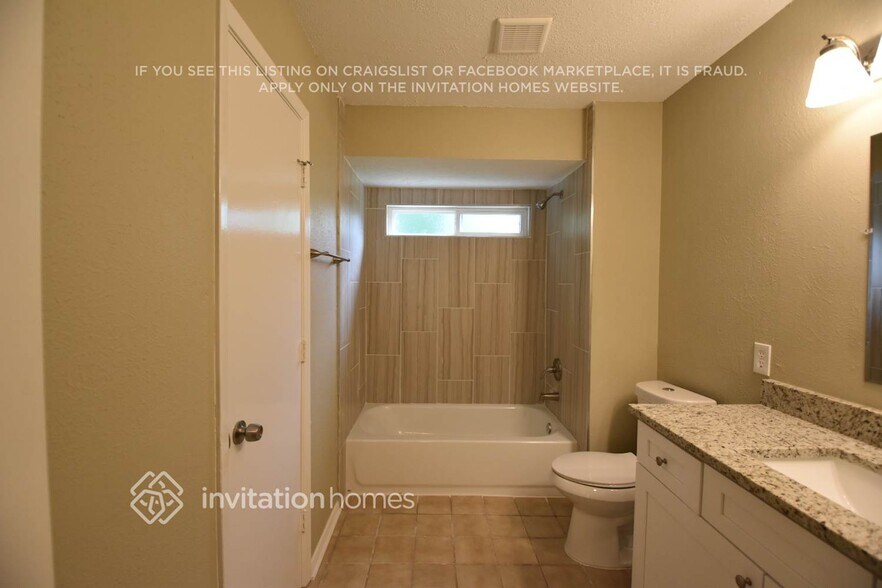 Building Photo - 3921 Willow Run Dr