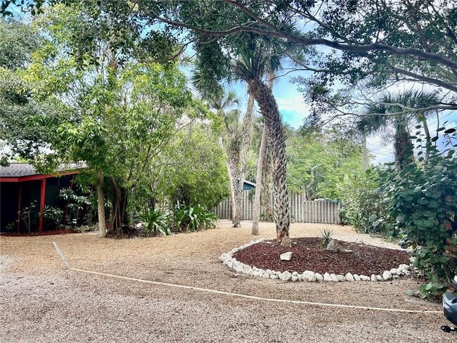 Building Photo - 4830 Higel Ave