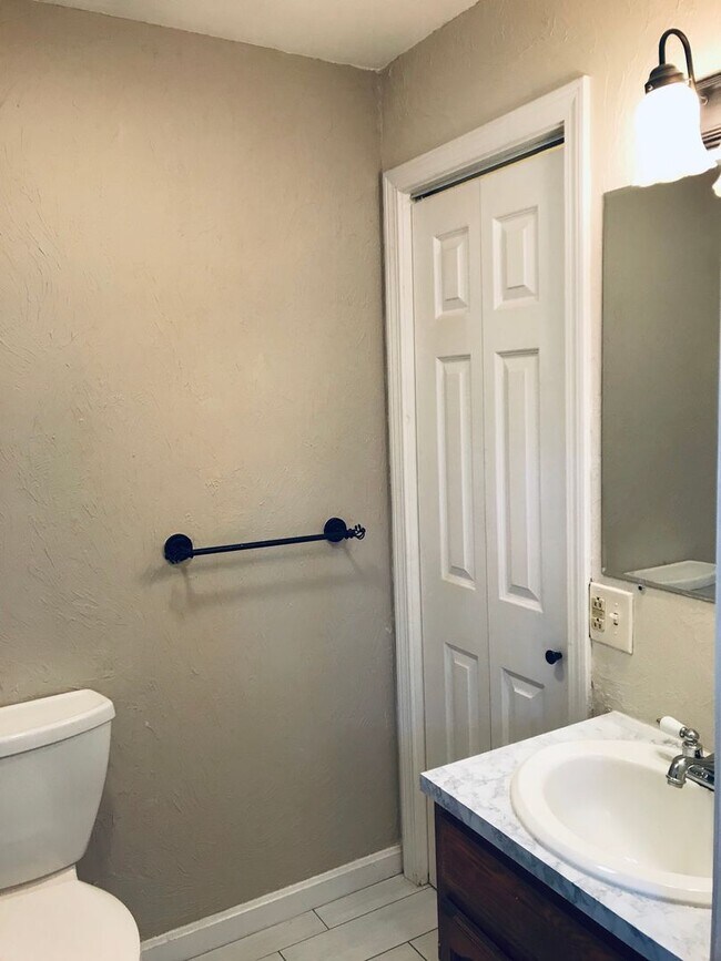 Building Photo - 7-9 Spring Street