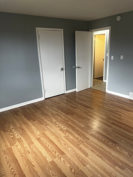 Building Photo - 3555 McCartney Rd