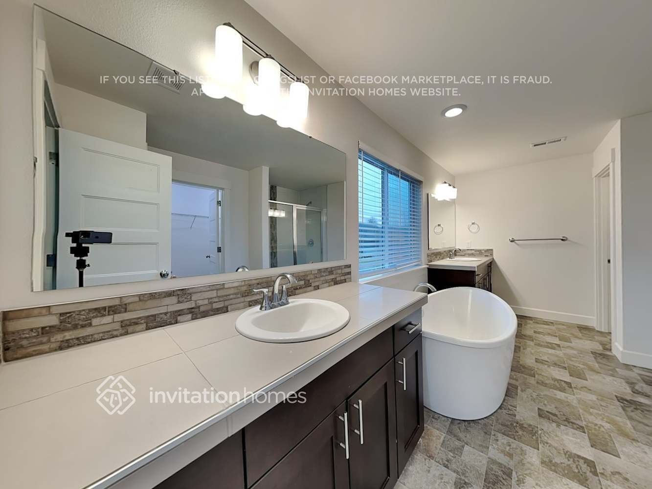 Building Photo - 508 Cope St SW