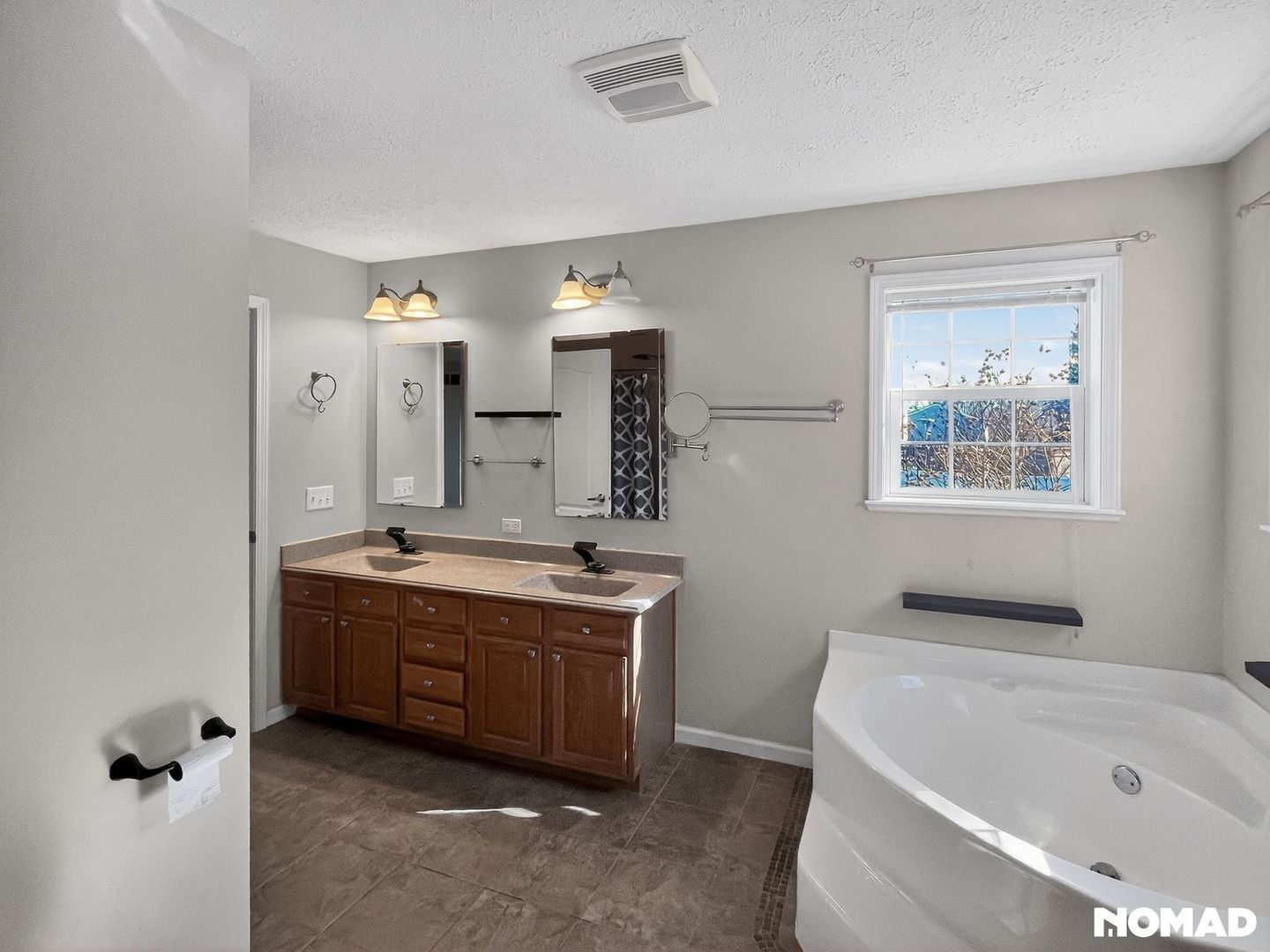 Building Photo - 5711 Coddington Ln