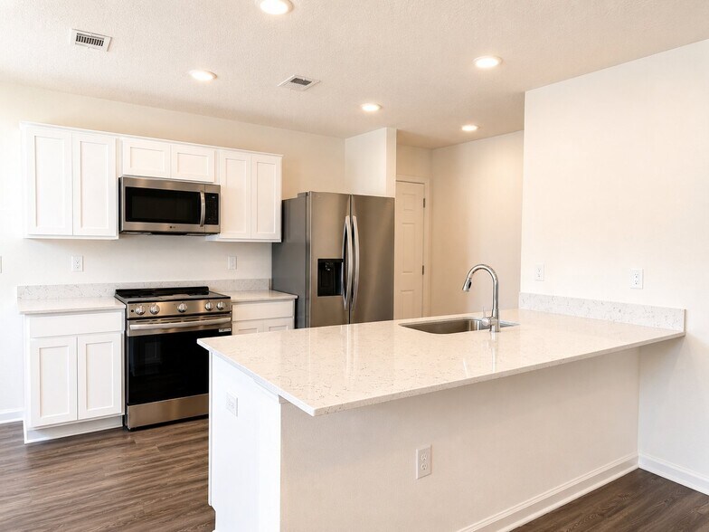 Building Photo - 135 Tiger Lily Ln