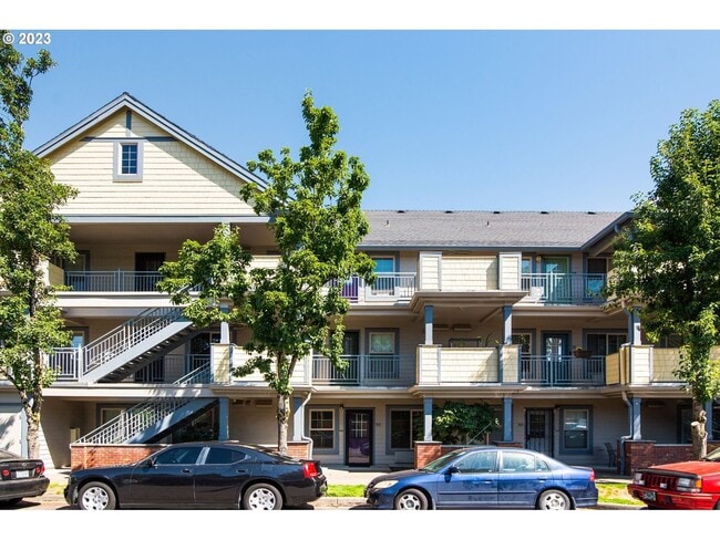 Primary Photo - Freshly Updated 2-Bedroom Condo in the Hea...