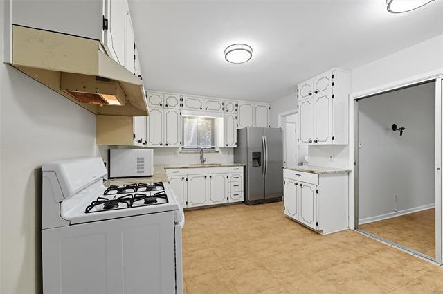 Building Photo - 3512 Park Ridge Blvd