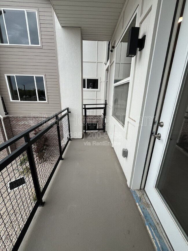 Building Photo - 155 9th St