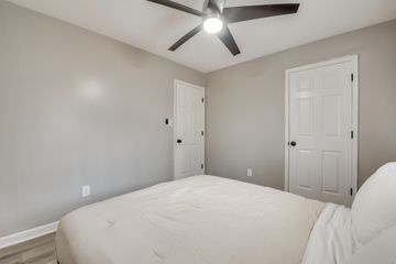 Building Photo - 2093 Breconridge Dr S W