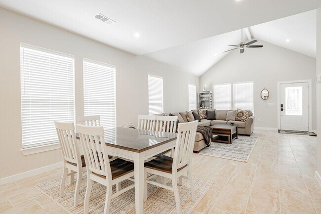 Building Photo - Available