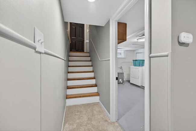 Building Photo - 3036 Wheaton Ave