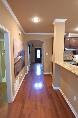 Building Photo - 3016 Myrtice Dr