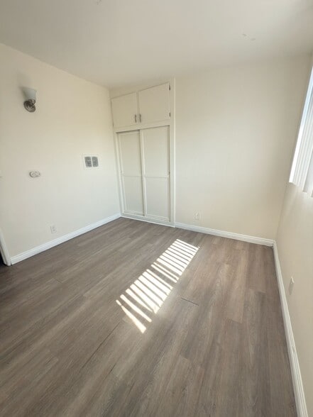 Building Photo - 1630 Arapahoe St