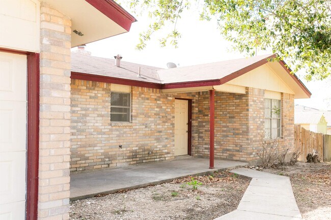 Building Photo - 216 Warbonnet Trail