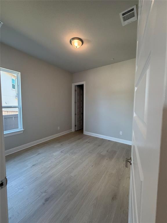 Building Photo - 600 C-Bar Ranch Trl