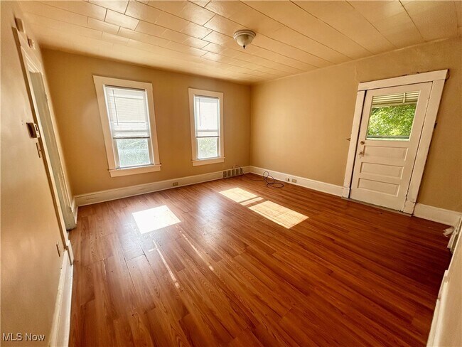 Building Photo - 6714 Worley Ave
