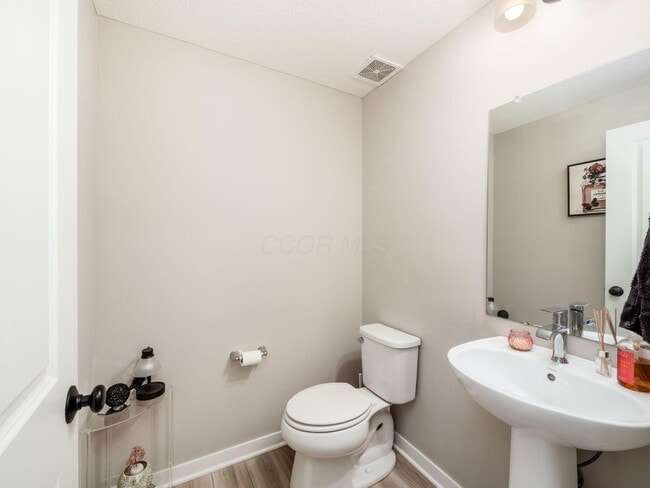 Building Photo - 7233 Celebration Dr