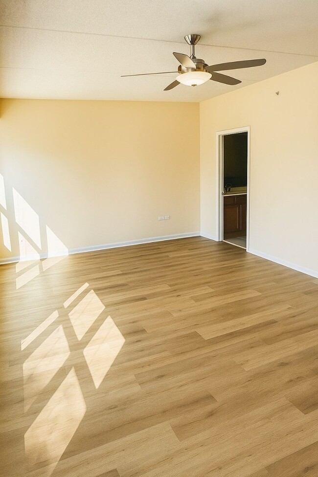 Building Photo - 77 N Quentin Rd