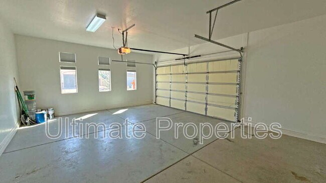 Building Photo - 26134 N Desert Mesa Dr