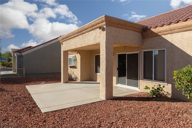 Building Photo - 2432 Palmridge Dr