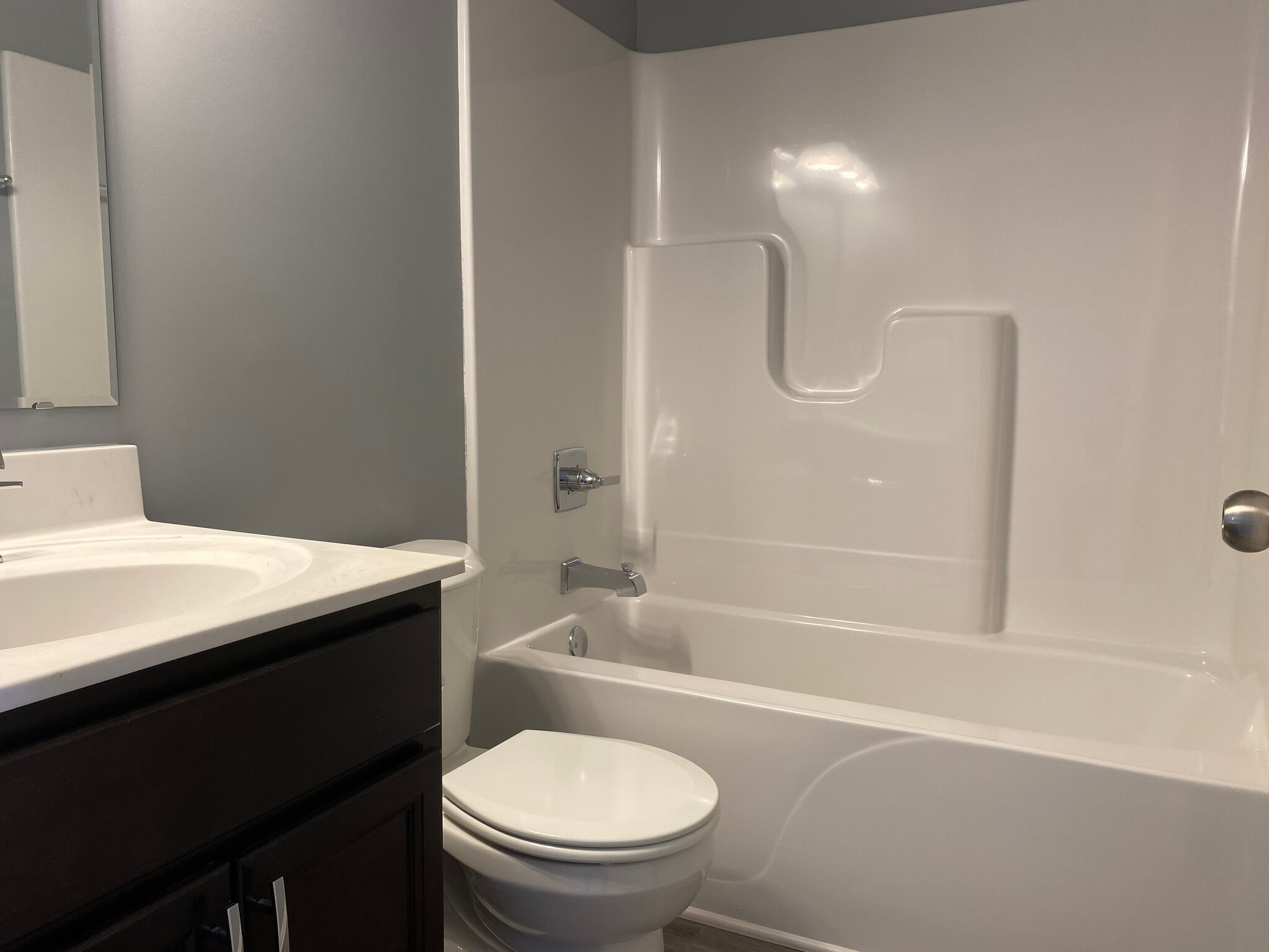 Building Photo - 6557 Valley Brook Trce