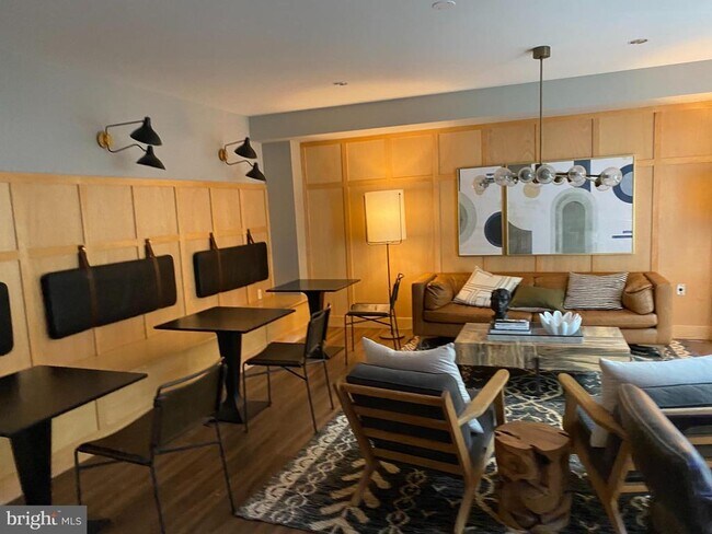 Building Photo - 2030 F St NW