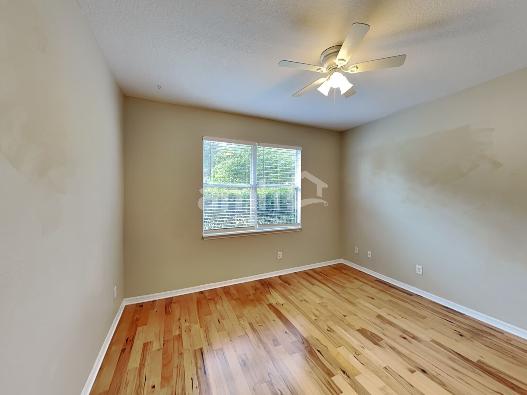 Building Photo - 2311 124th Dr E