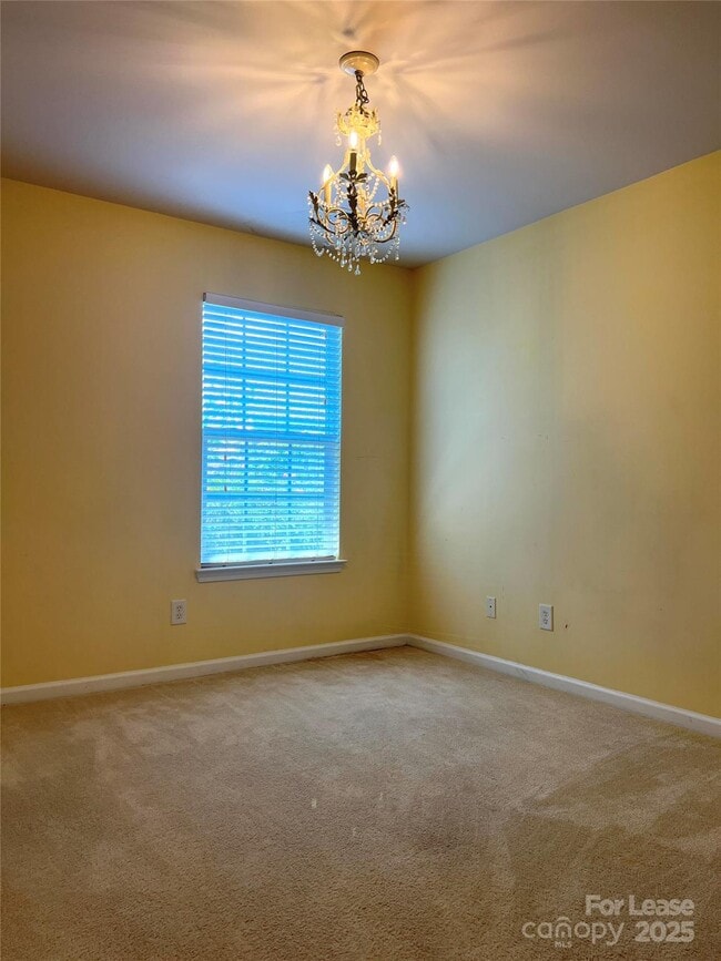 Building Photo - 15022 Northsprings Dr