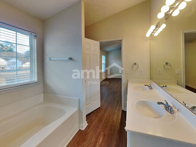 Building Photo - 2954 Jasmine Brook Ct