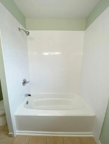 Building Photo - 7928 Virginia St