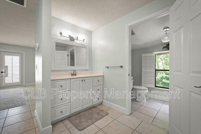 Building Photo - 6 Tomahawk Trail