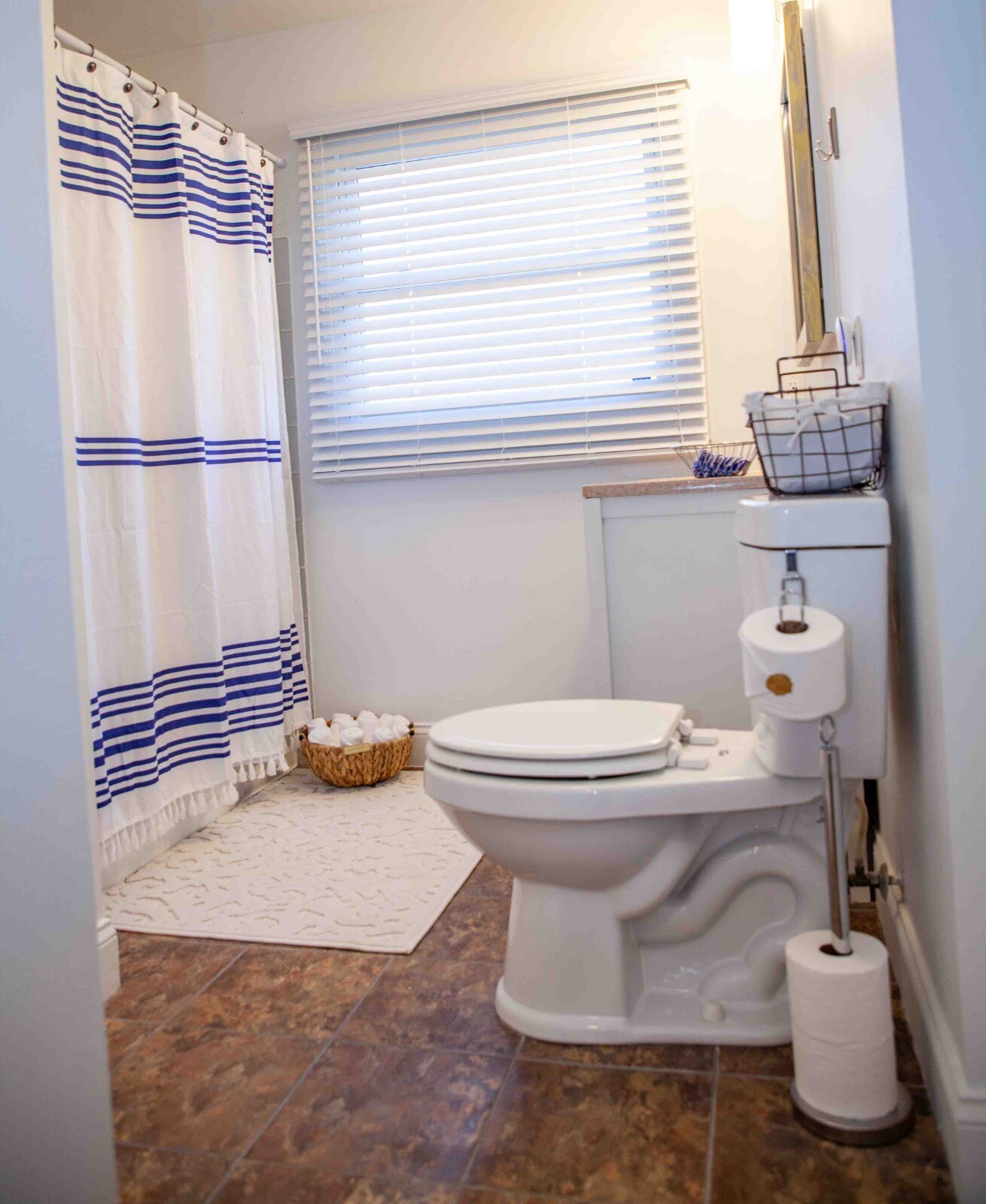 Building Photo - 6738 Red Fox Rd