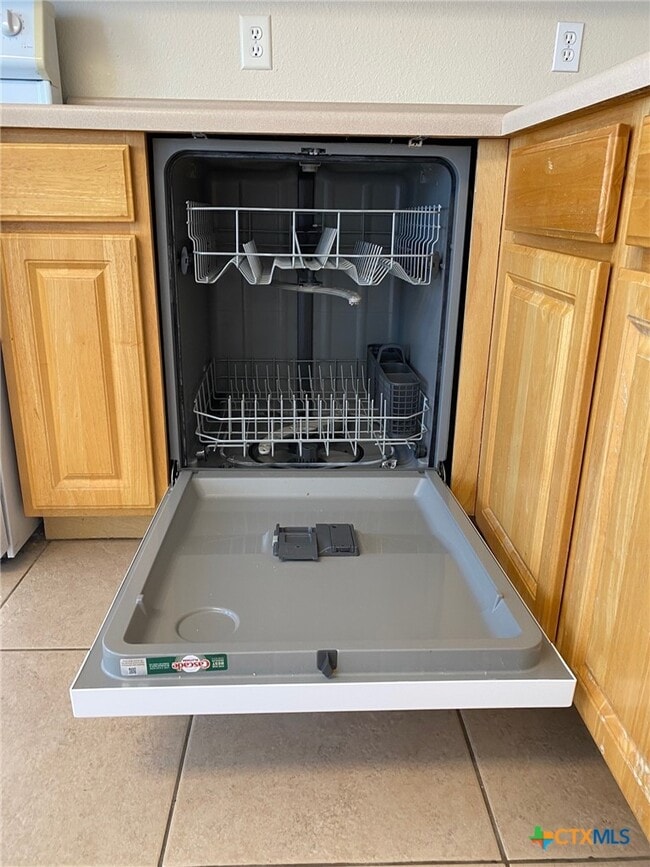 Building Photo - 3109 Douglas Fir Dr