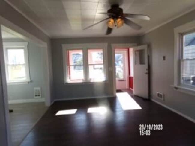 Building Photo - 3bd 1ba W/Garage