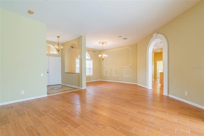 Building Photo - 10559 Greencrest Dr