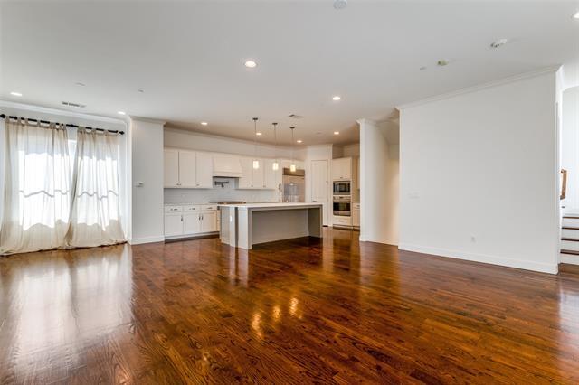 Building Photo - 3515 Normandy Ave