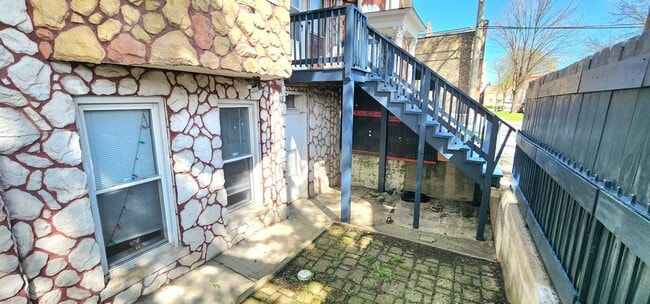 Building Photo - 3520 S Winchester Ave