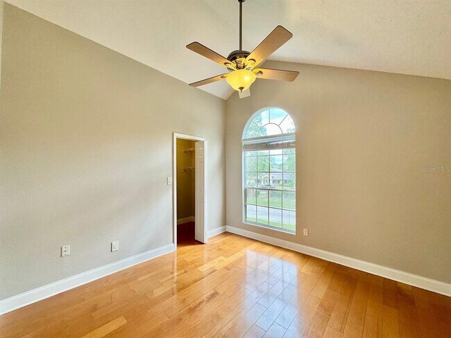 Building Photo - 8615 Mallard Reserve Dr