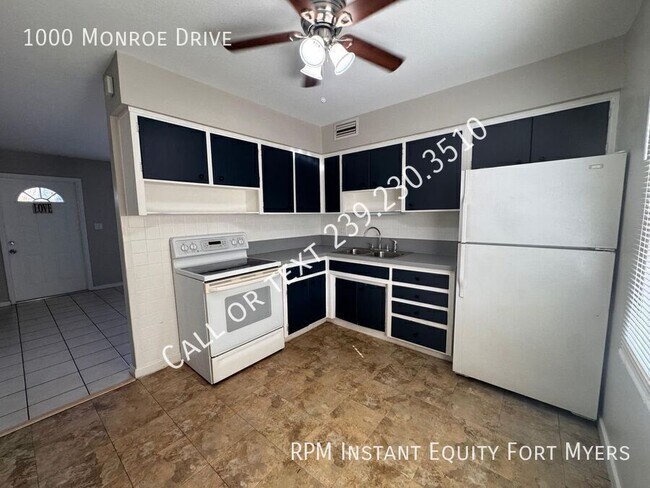 Building Photo - 1000 Monroe Dr