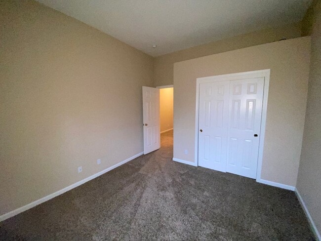 Building Photo - Near Disc Drive - Sparks Single Story 3 Bedroom House